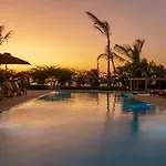 Manzanillo Bay Aparments By Wynwood House