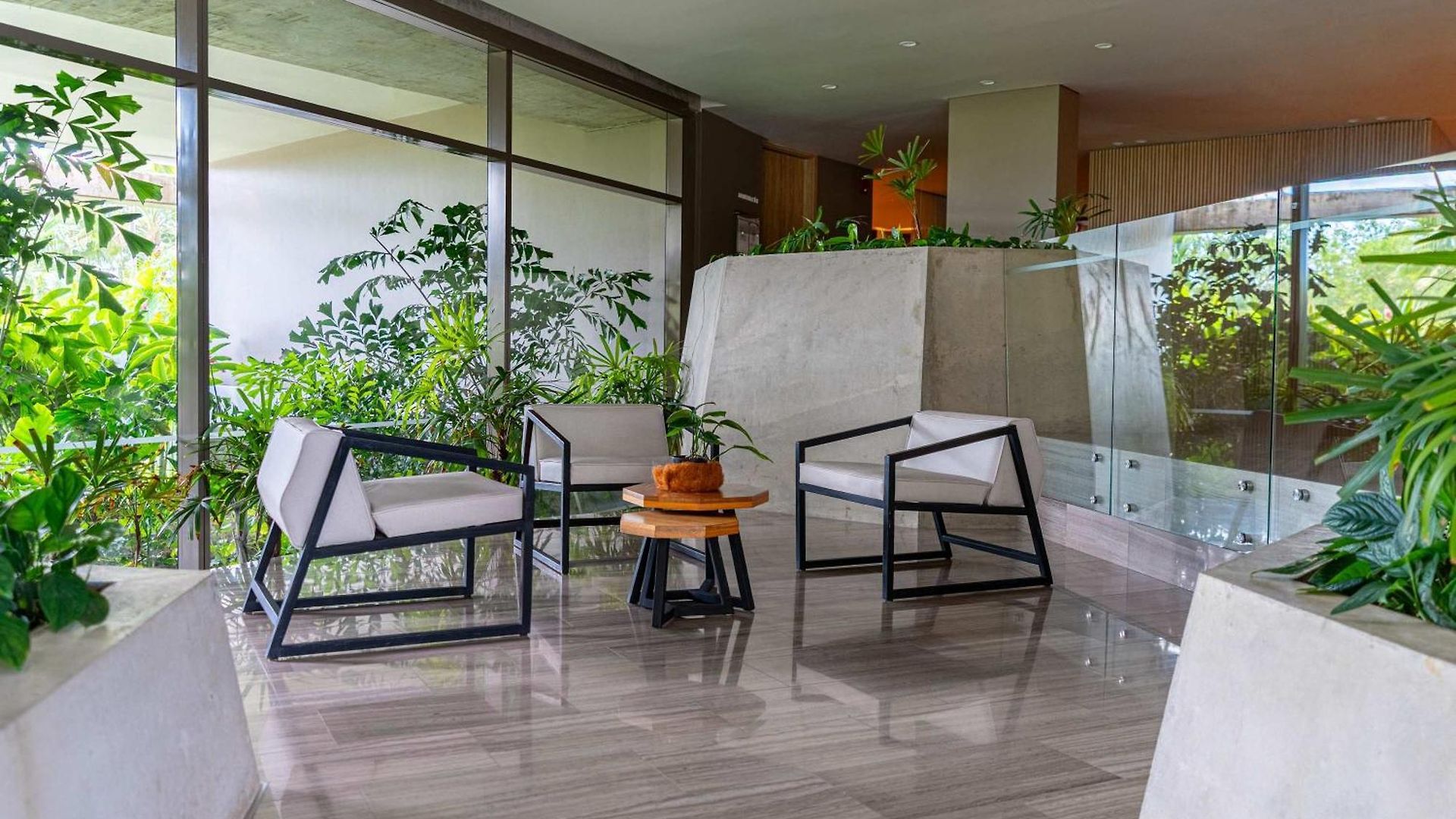 Manzanillo Bay Aparments By Wynwood House *
