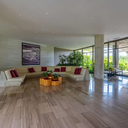Manzanillo Bay Aparments By Wynwood House