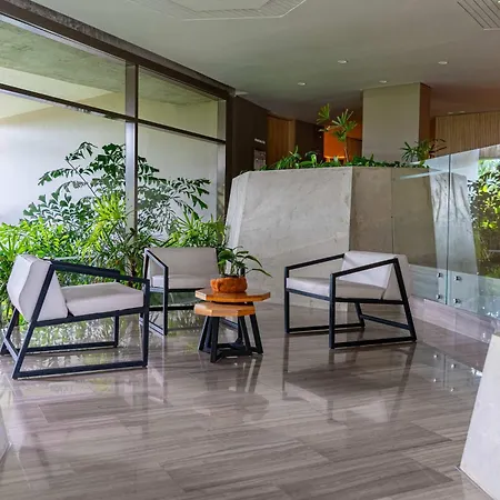 Manzanillo Bay Aparments By Wynwood House *